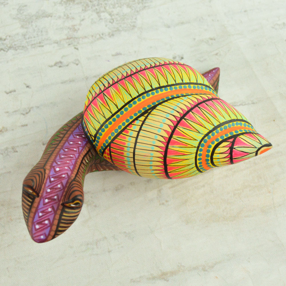 Snail Alebrije Oaxacan Wood Carving - Alebrije Huichol Mexican Folk art magiamexica.com