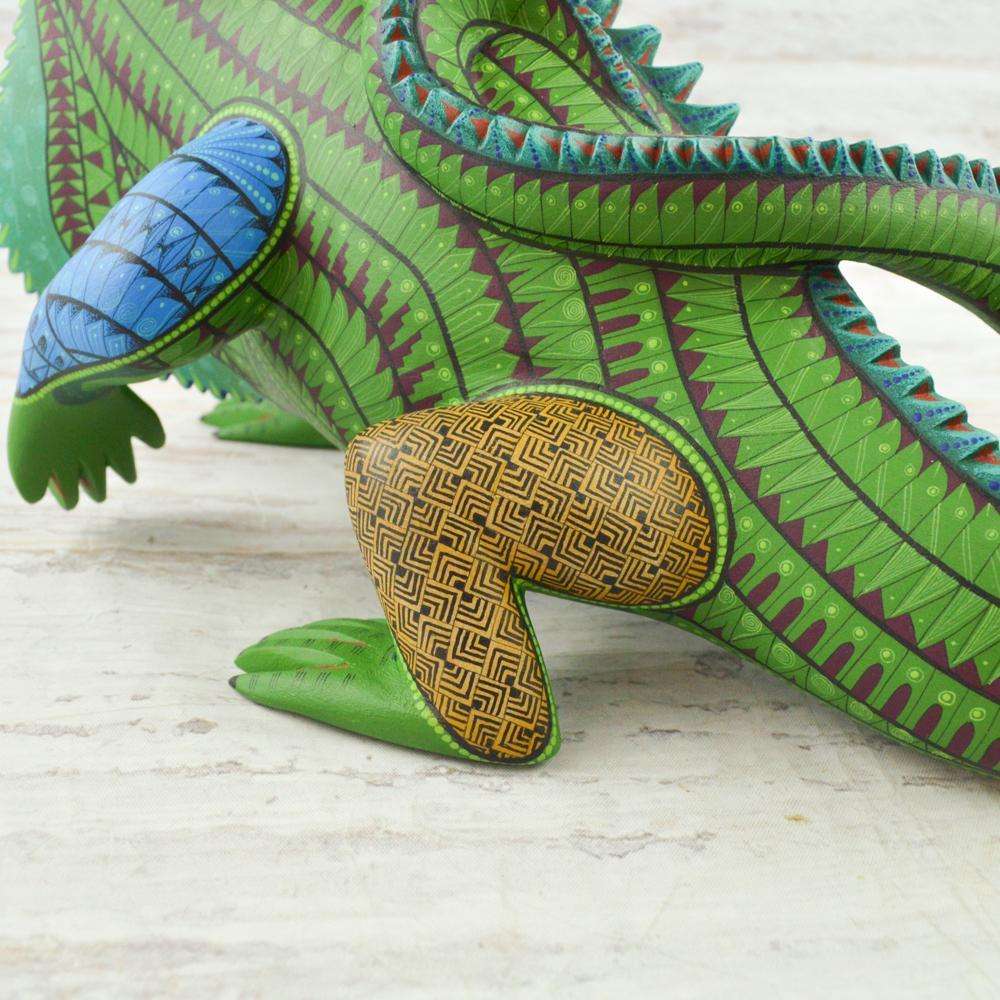 Magia Mexica | sold K005 Iguana Unpainted Alebrije Oaxacan Wood Carving